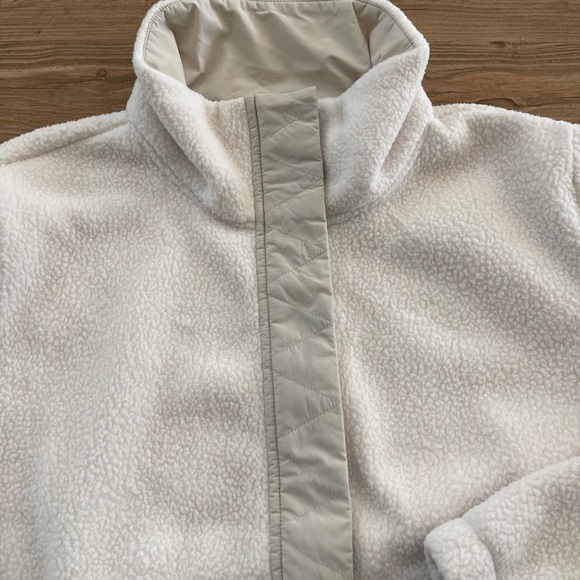Vuori Women’s Highlands Sherpa Jacket Size Large Natural - Picture 3 of 7
